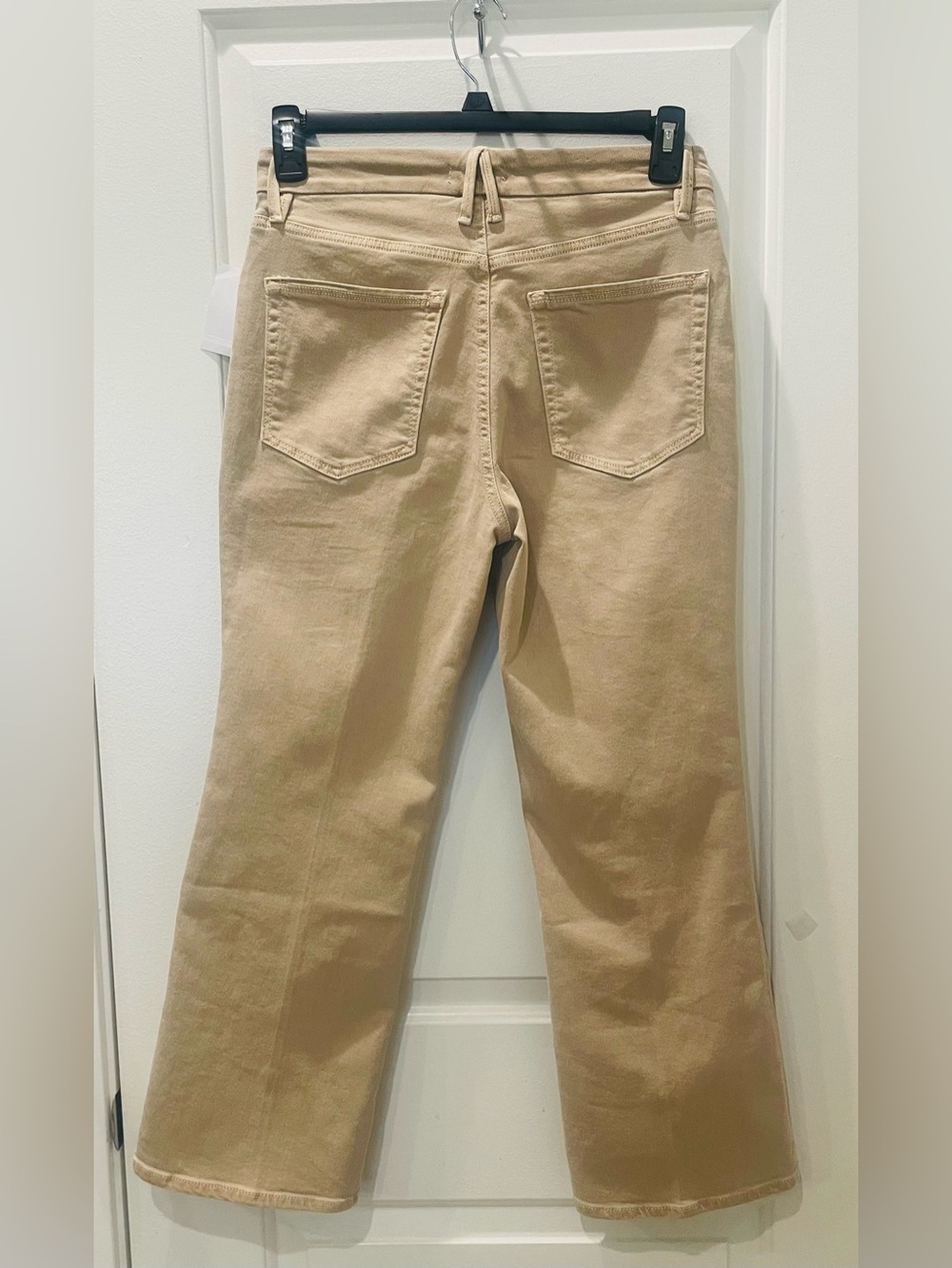 NEW…Good American Good Legs Crop Jeans - Picture 5 of 5